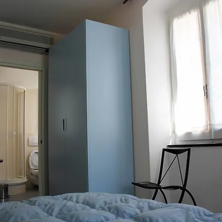 Guest house Affittacamere Delaide *