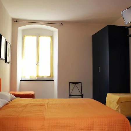 ゲストハウス Affittacamere Delaide レヴァント